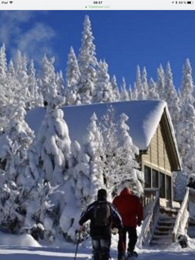 Auberge Centre Ville Chicoutimi Екстериор снимка